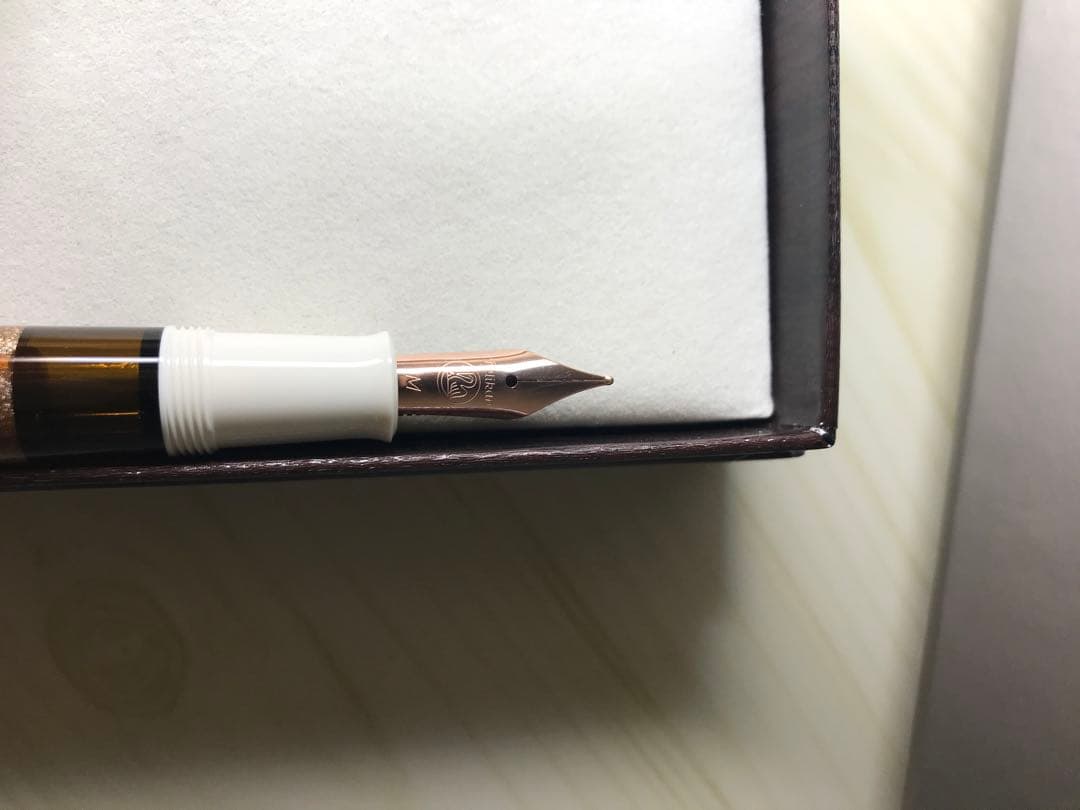 大特価‼︎ペリカン 万年筆 クラシック M200コッパー ローズゴールド F 細字