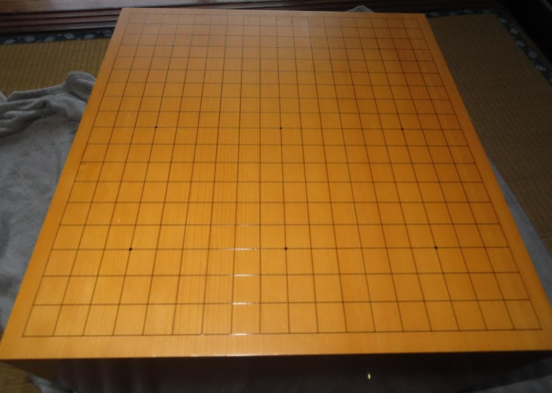 高級碁盤セット（本榧碁盤　天地柾7.8寸、碁石）