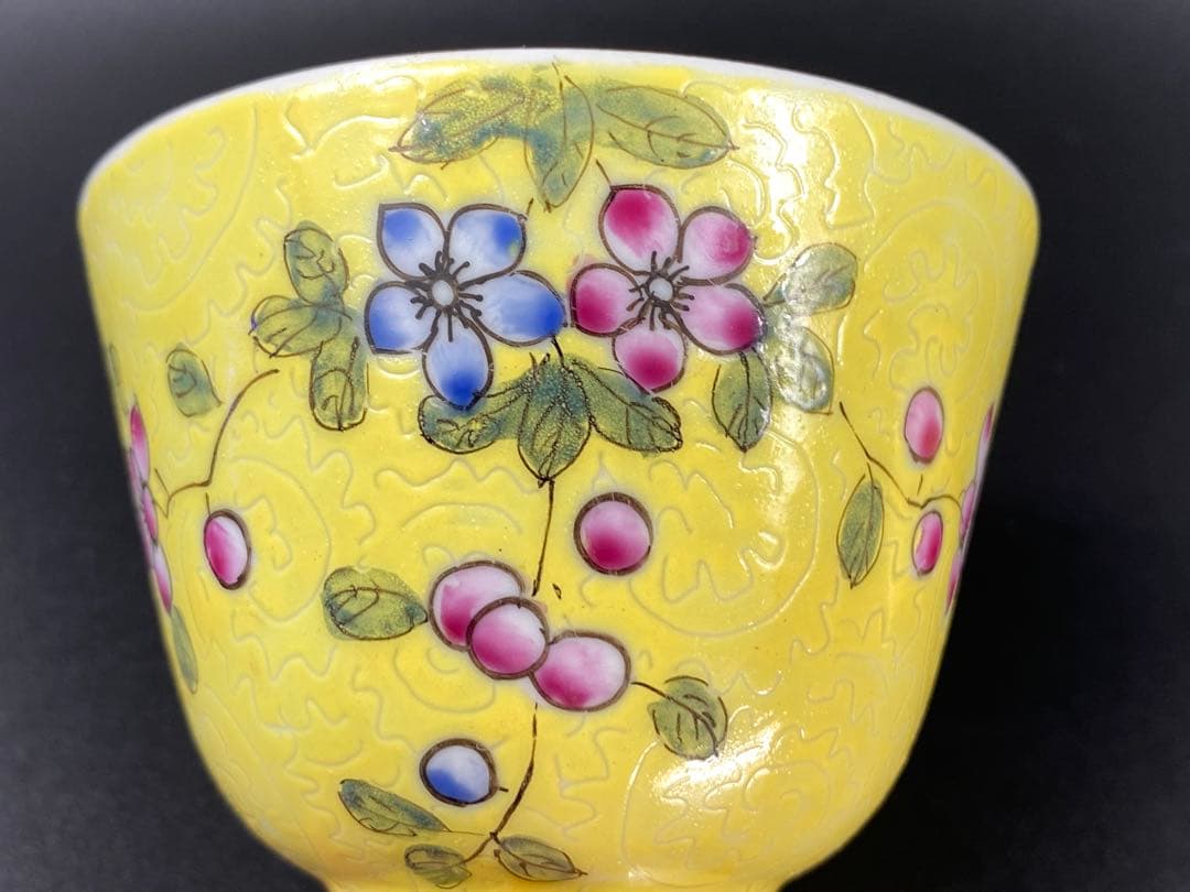 十錦手 煎茶碗 5客 粉彩 陰刻唐草花紋 中国古玩古美術骨董時代物 径7.8cm