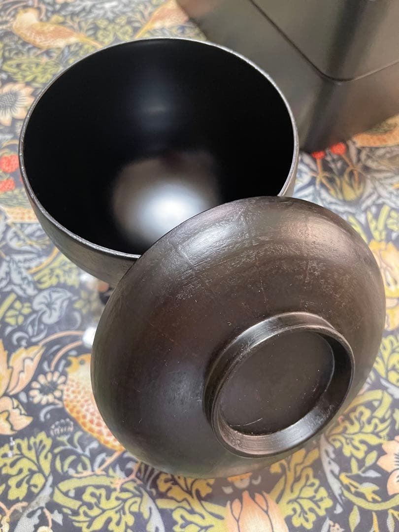 赤木明登作家作品　漆塗りの重箱と汁椀　墨色（黒）　箱付き