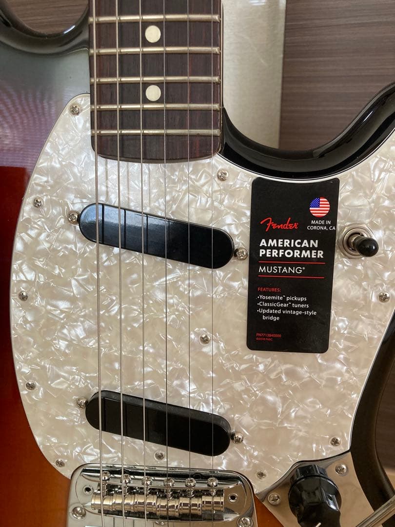 フェンダームスタング　 American Performer Mustang