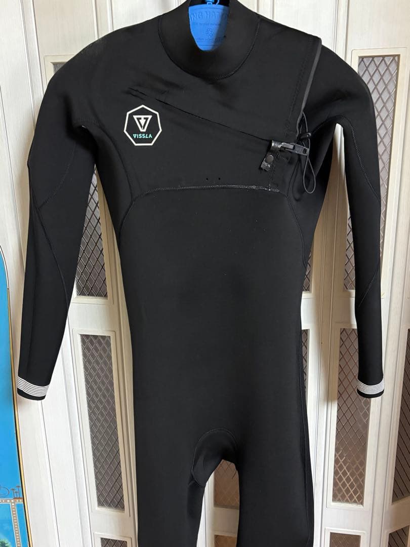 井上翔太 VISSLA 7Seasフルスーツ 2/2mm MT ウェット