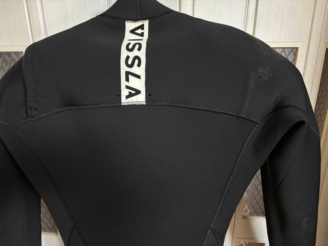 井上翔太 VISSLA 7Seasフルスーツ 2/2mm MT ウェット
