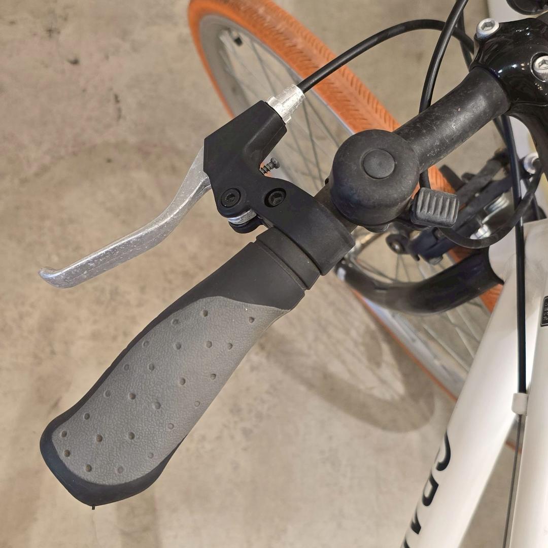 【引取限定】 GRAPHIS グラフィス GR-001G クロスバイク ホワイト