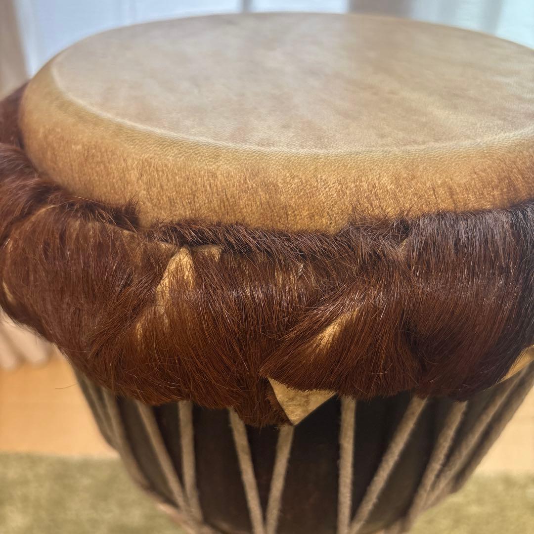 ジャンベ　木製　民族楽器