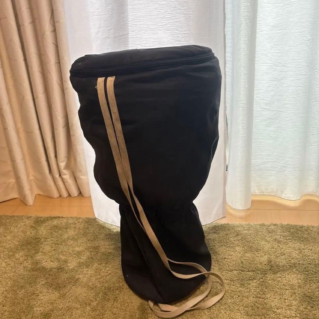 ジャンベ　木製　民族楽器