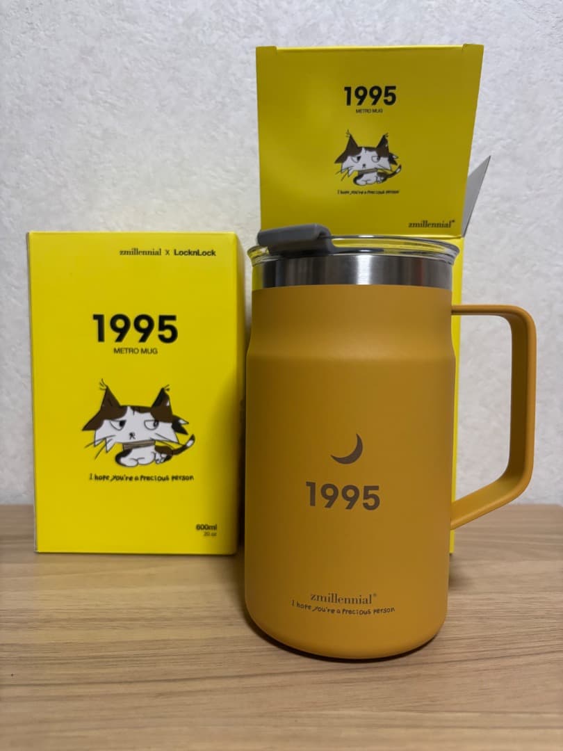 ジミンパパのカフェZM-illennial 店舗限定色のタンブラー