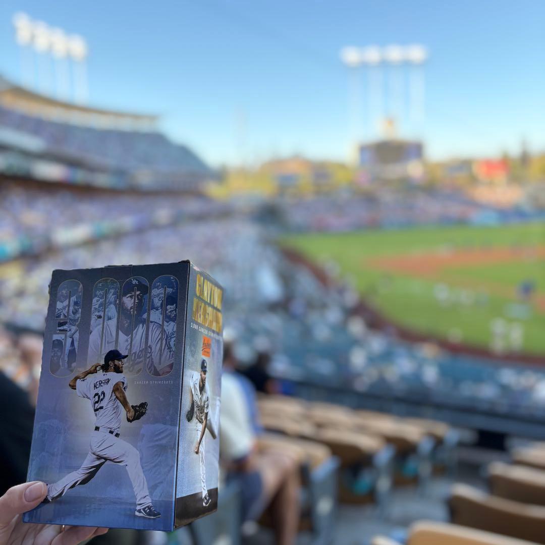 【新品・非売品・レア】ドジャース カーショー 3000奪三振記念　ボブルヘッド