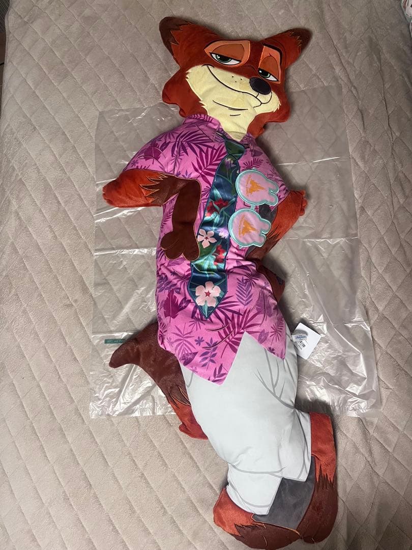 ニック　クッション　等身大　ズートピア