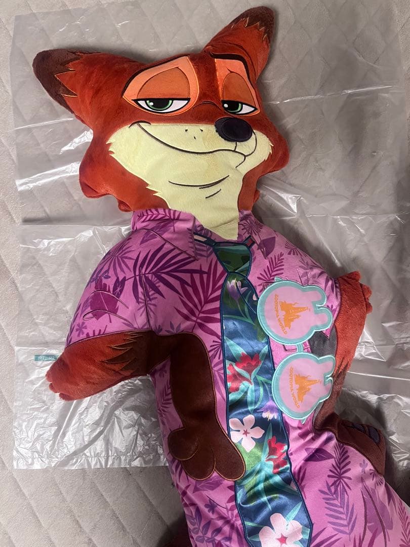 ニック　クッション　等身大　ズートピア