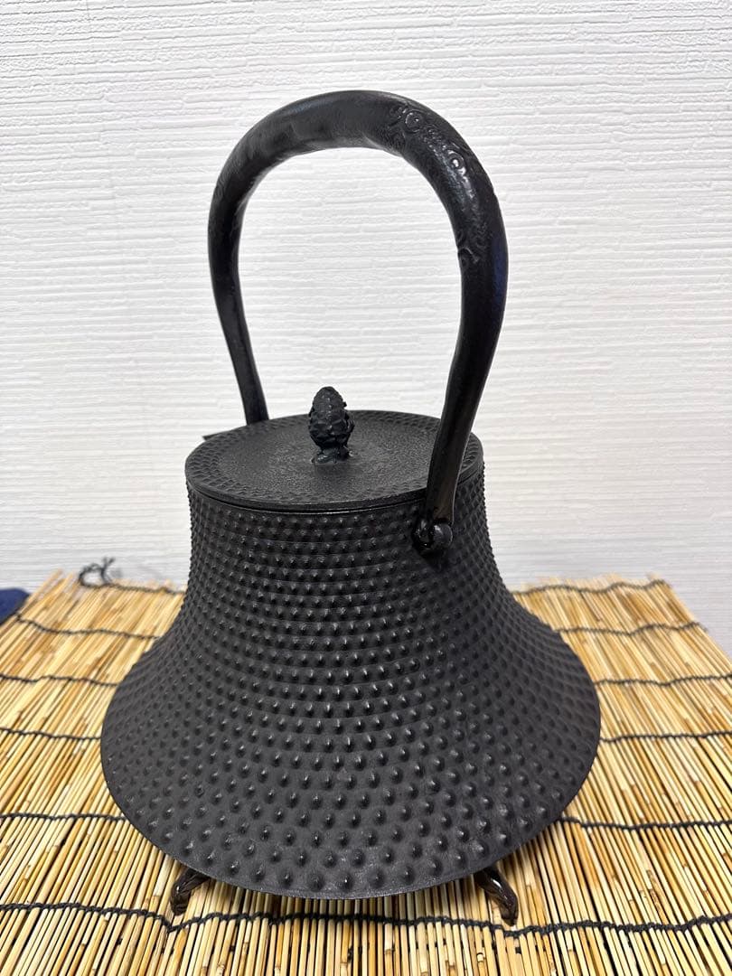 未使用品、タグ付　南部成龍堂鋳　及川光正　斎峰造　３０型　南部鉄瓶　南部鉄器