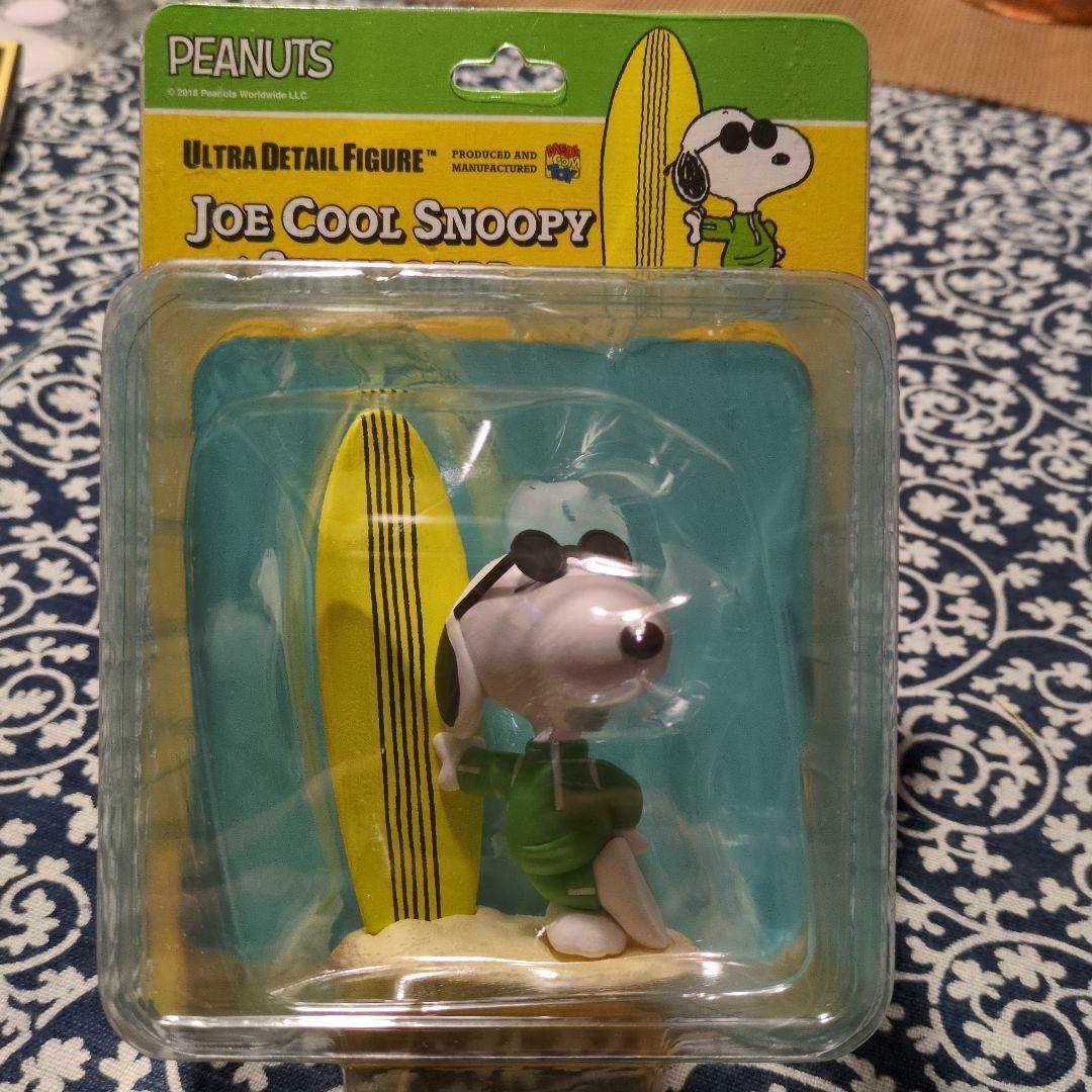 UDF フィギュア　 PEAMUTS 　Snoopy &　Woodstock
