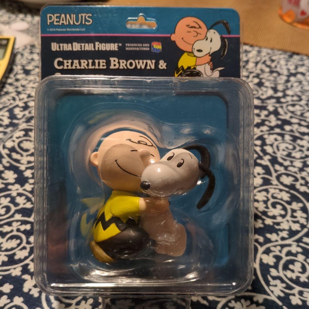 UDF フィギュア　 PEAMUTS 　Snoopy &　Woodstock