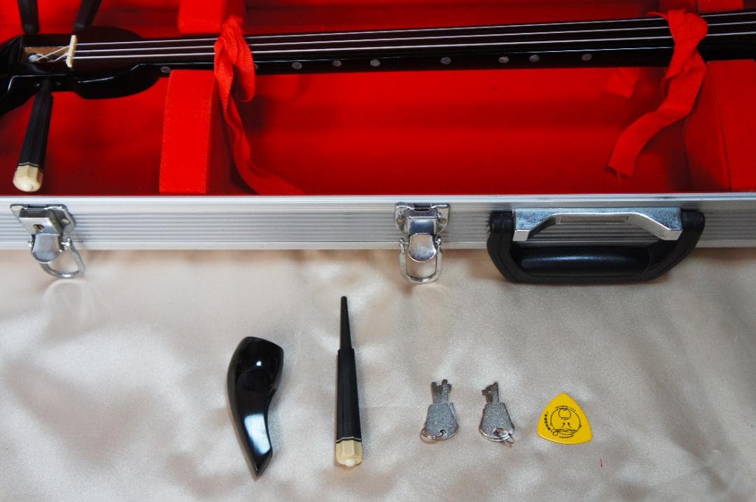 ☆綺麗☆本皮三線☆沖縄☆やんばる☆琉球☆本皮張り☆両面本革☆