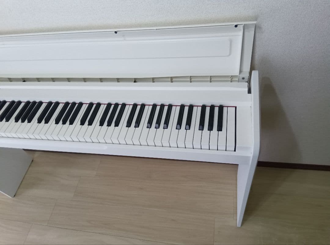 KORG　LP-180ホワイト（引き取り限定品）