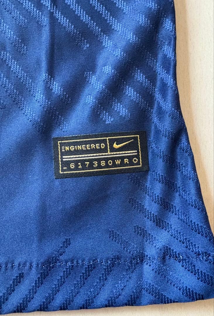 n*o様 メッシ、ネイマール他サイン入り PSG ユニフォーム 30番