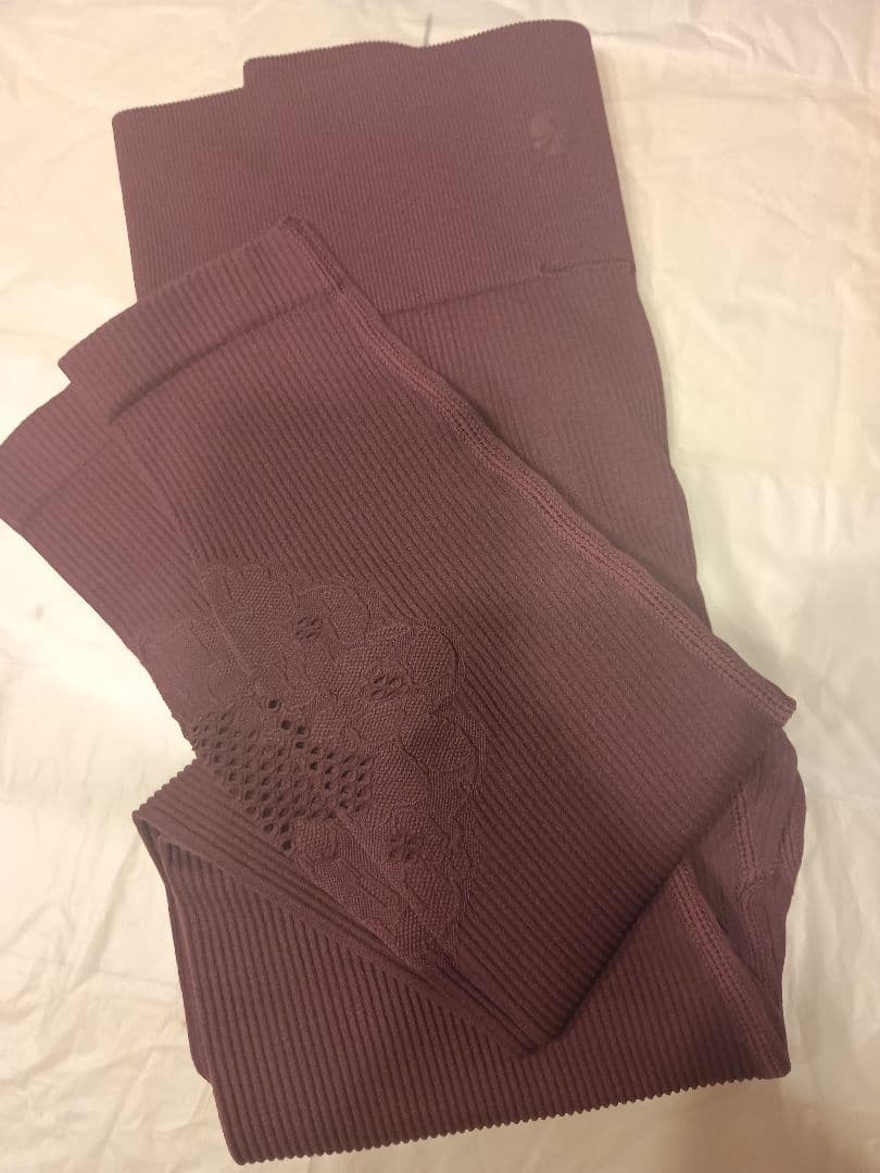 新品未使用SUKALAスカーラアクティブデイジー半袖パンツ上下セットL