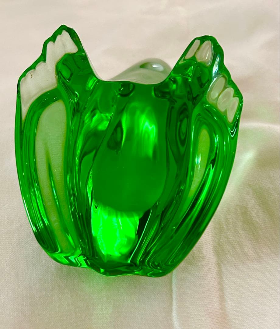 ブ*イ様 バカラ　クリスタル　カエル　透明緑色