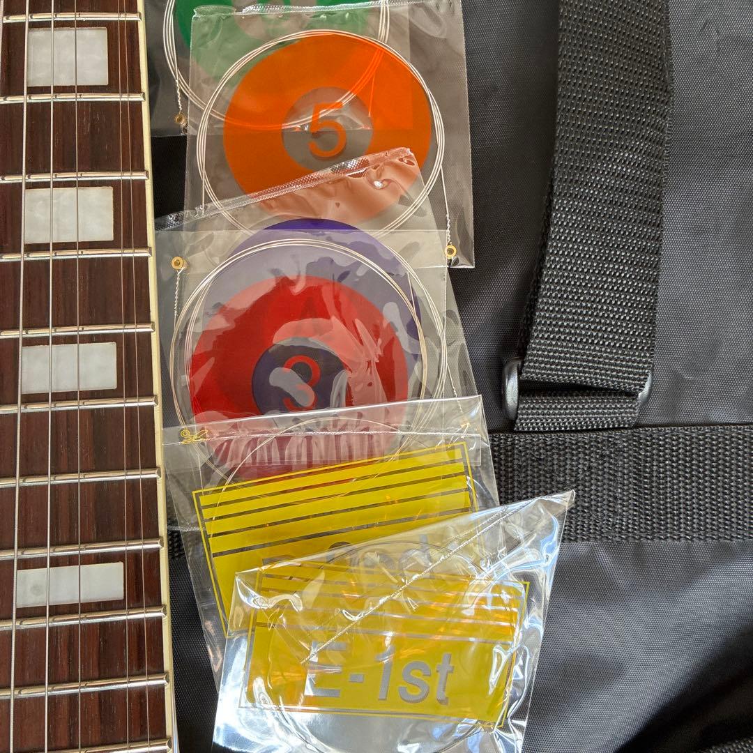 G.I.G. THE STANDARD ホワイトエレキギター