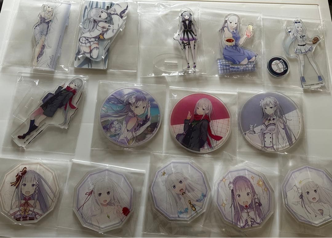 エミリアアクリルスタンド・コースター28点セット