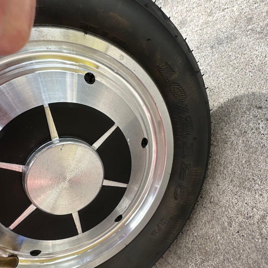 電動スケボー ホワイト 10インチ