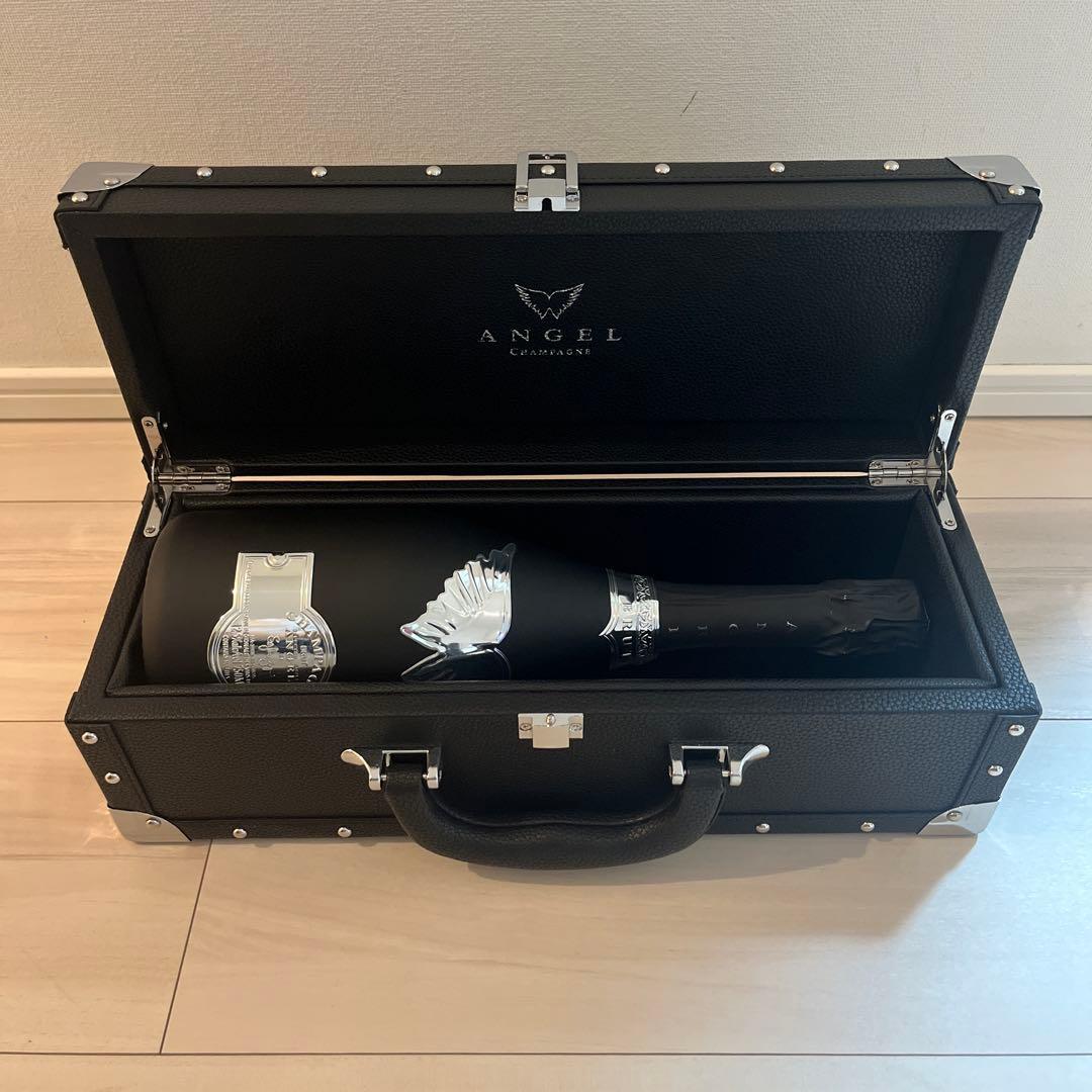 ANGEL シャンパン　黒