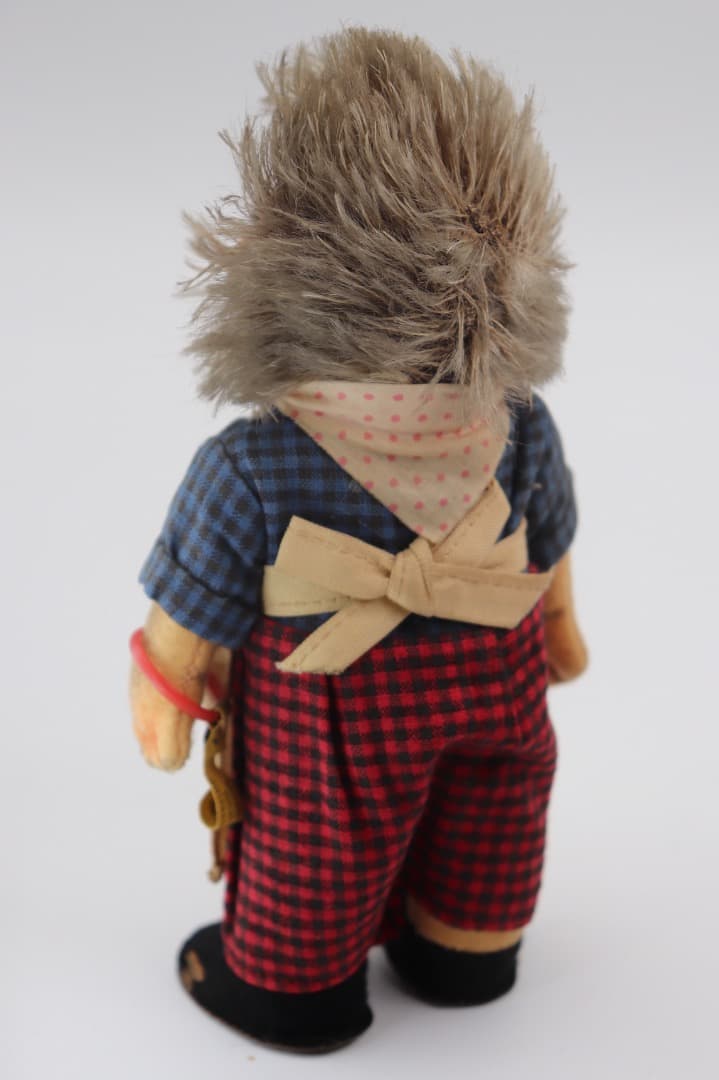 STEIFF \"Micki\" ハリネズミ女の子のキャラクター人形17cm