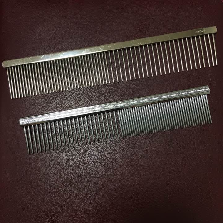 プレゼント付き！全てプロ使用トリミングシザー・トリミングコーム・イヤープラッカー