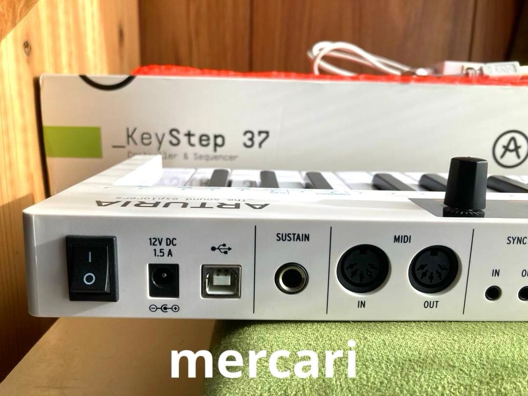 ARTURIA ( アートリア ) KEYSTEP 37 MIDIキーボード
