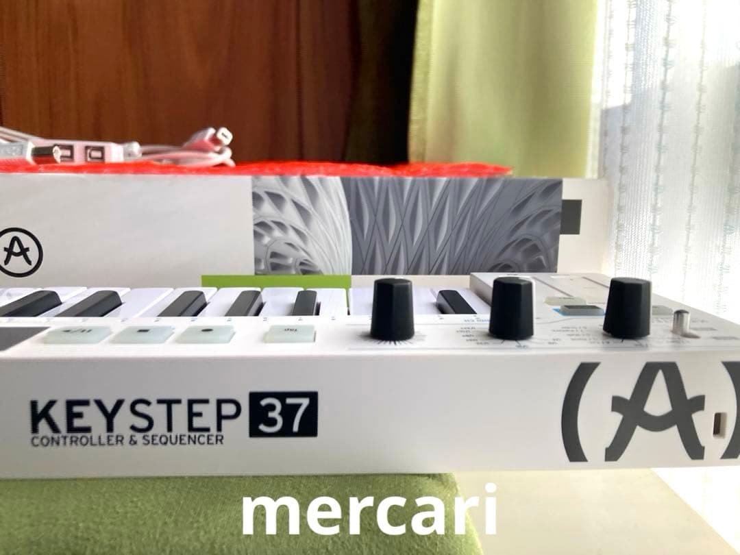 ARTURIA ( アートリア ) KEYSTEP 37 MIDIキーボード