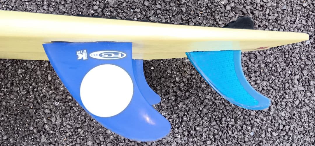 送料込みWALKERサーフボード 177cmニットケース付き