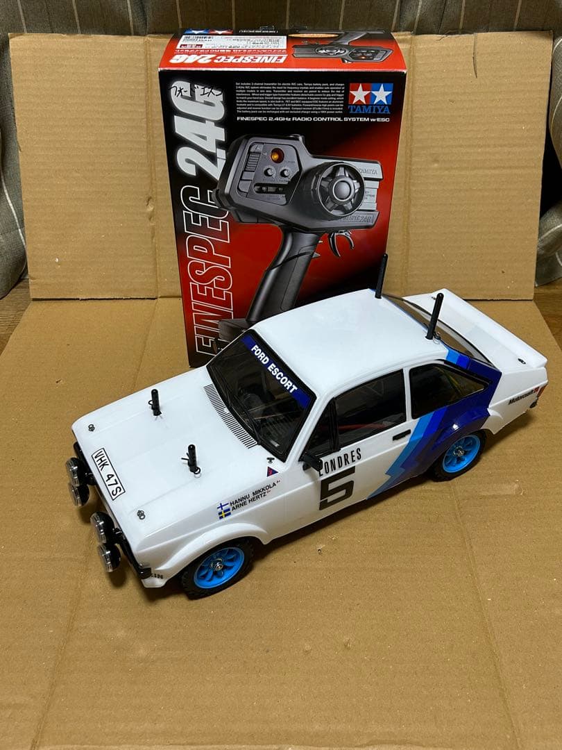 【未走行！組み立て済み！フルベア！】タミヤ フォード エスコート プロポ付き！