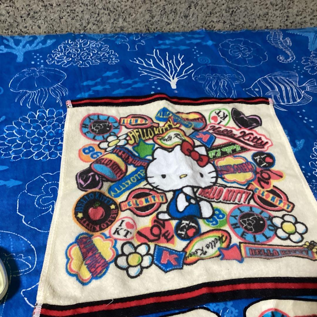 3428ハローキティマークホワイト　ハンカチ &タオルセット