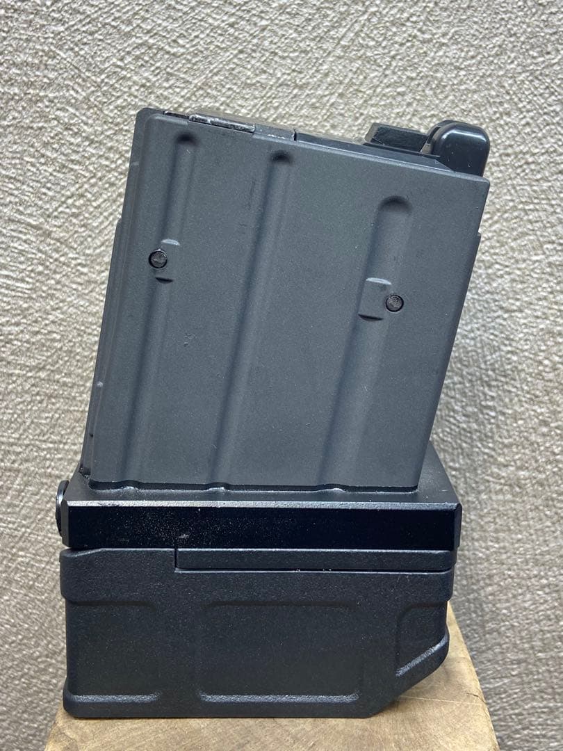 R7-09 東京マルイ GBB M4 マガジンアダプター 外部ソース仕様