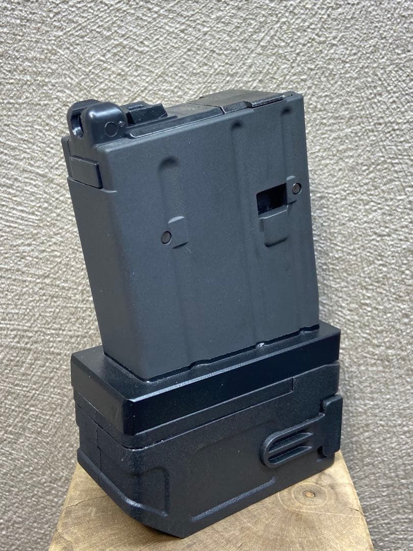 R7-09 東京マルイ GBB M4 マガジンアダプター 外部ソース仕様