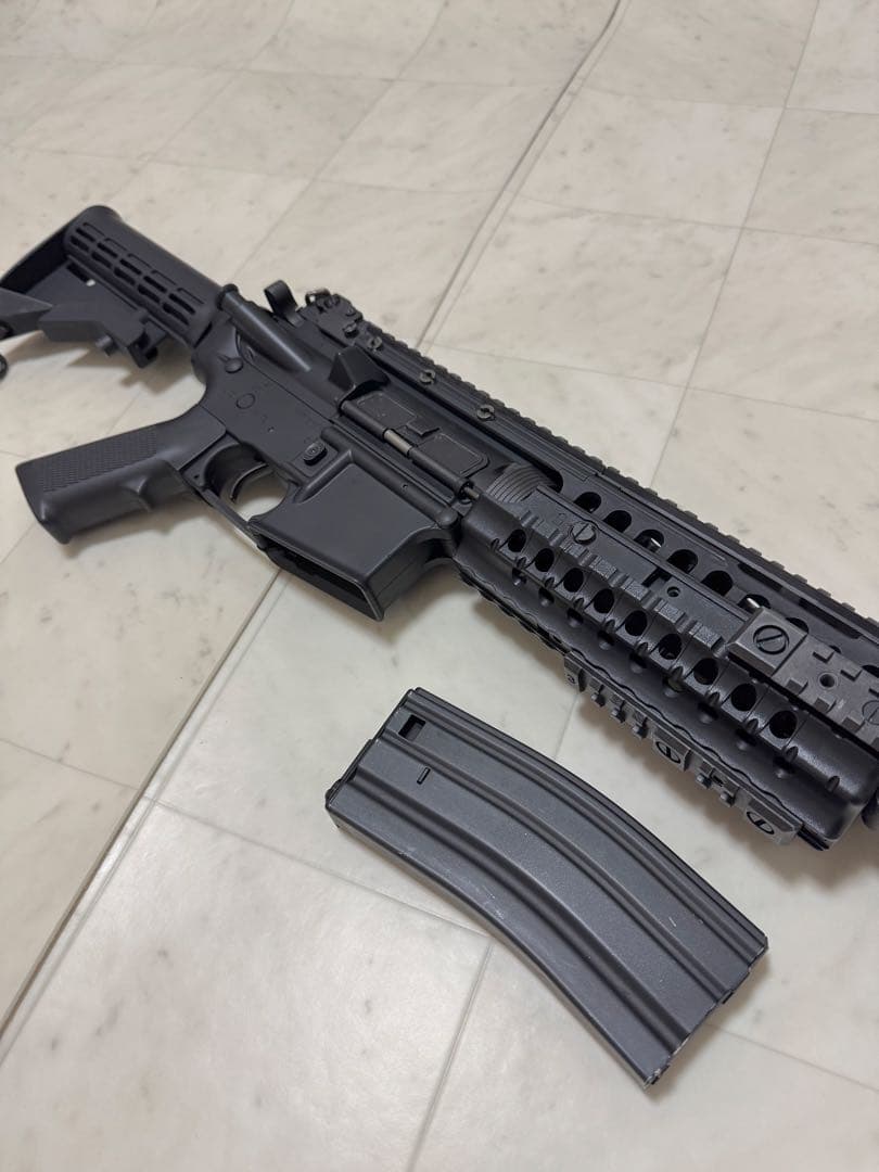 東京マルイM4 S-SYSTEM STD 電動ガン