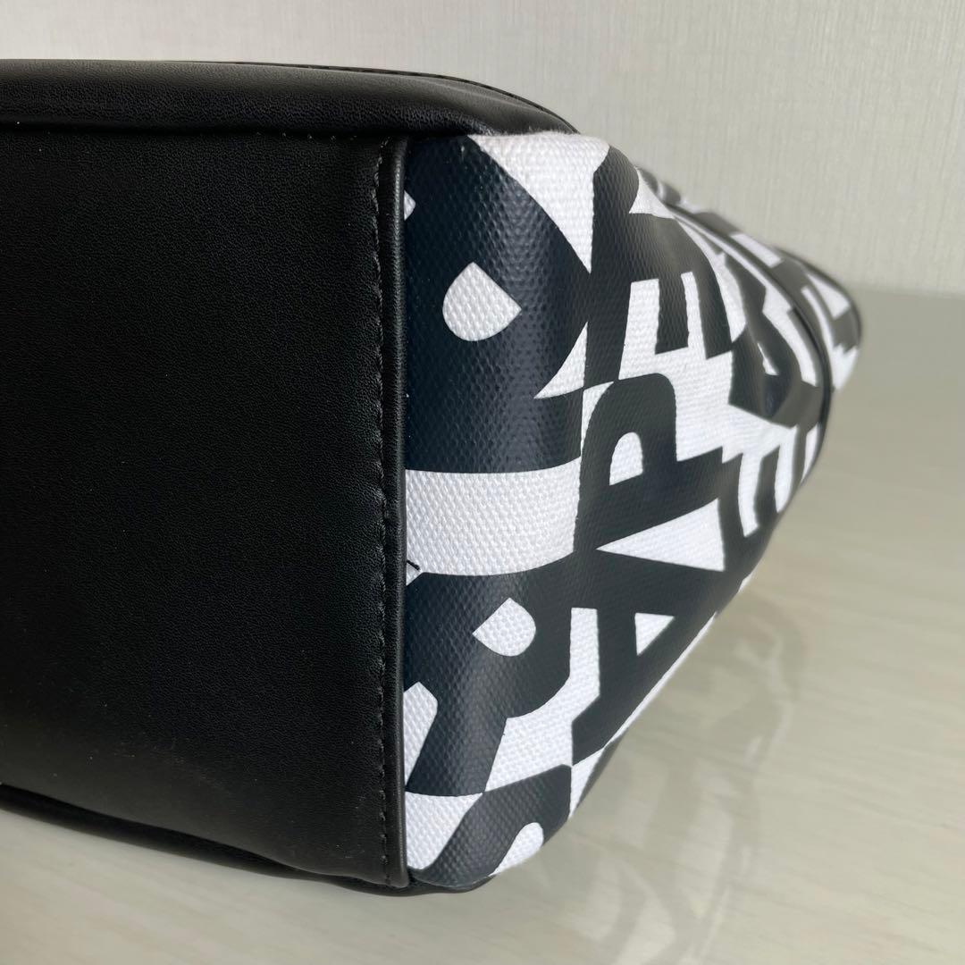 パーリーゲイツ　カートバッグ　2024年モデル　ランダムロゴ柄　内側スマイルロゴ