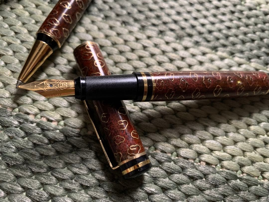 中国七宝焼 金彩 中国美術 古美術 現状品 万年筆 ボールペン 筆記用具