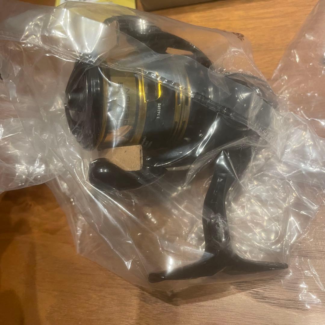 Daiwa 23 LEGALIS LT2500S-DH スピニングリール