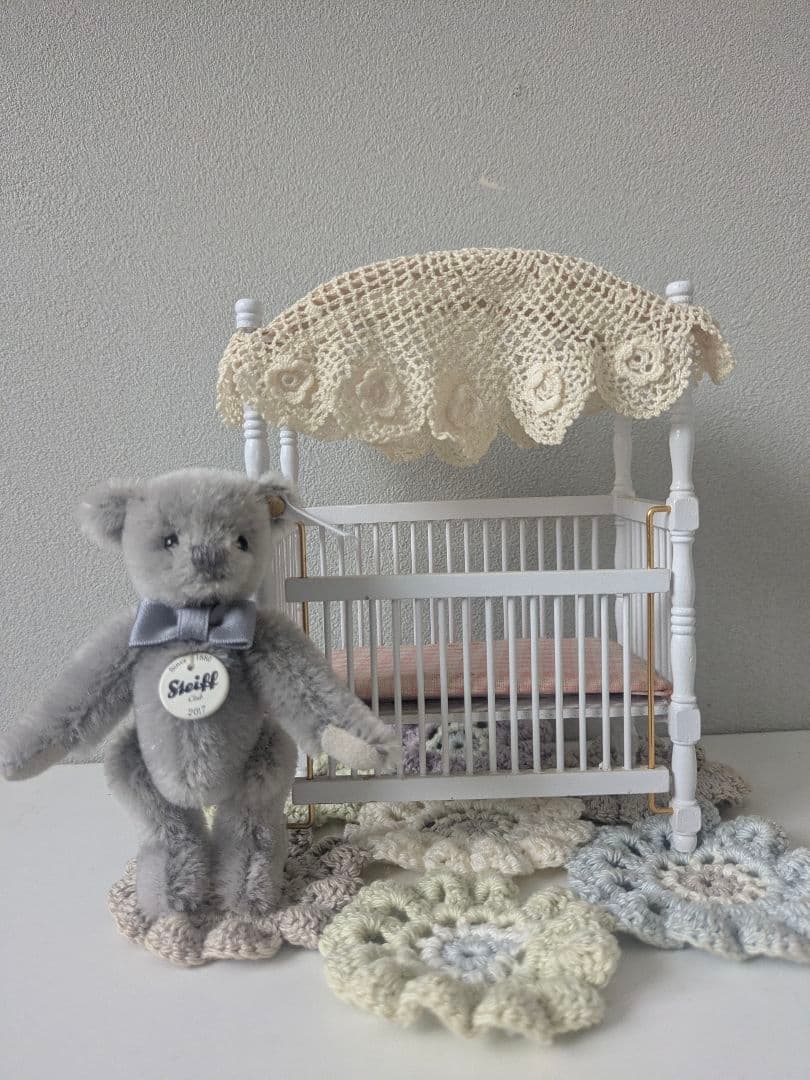 フランスアンティーク ドール用 ベビーベッド