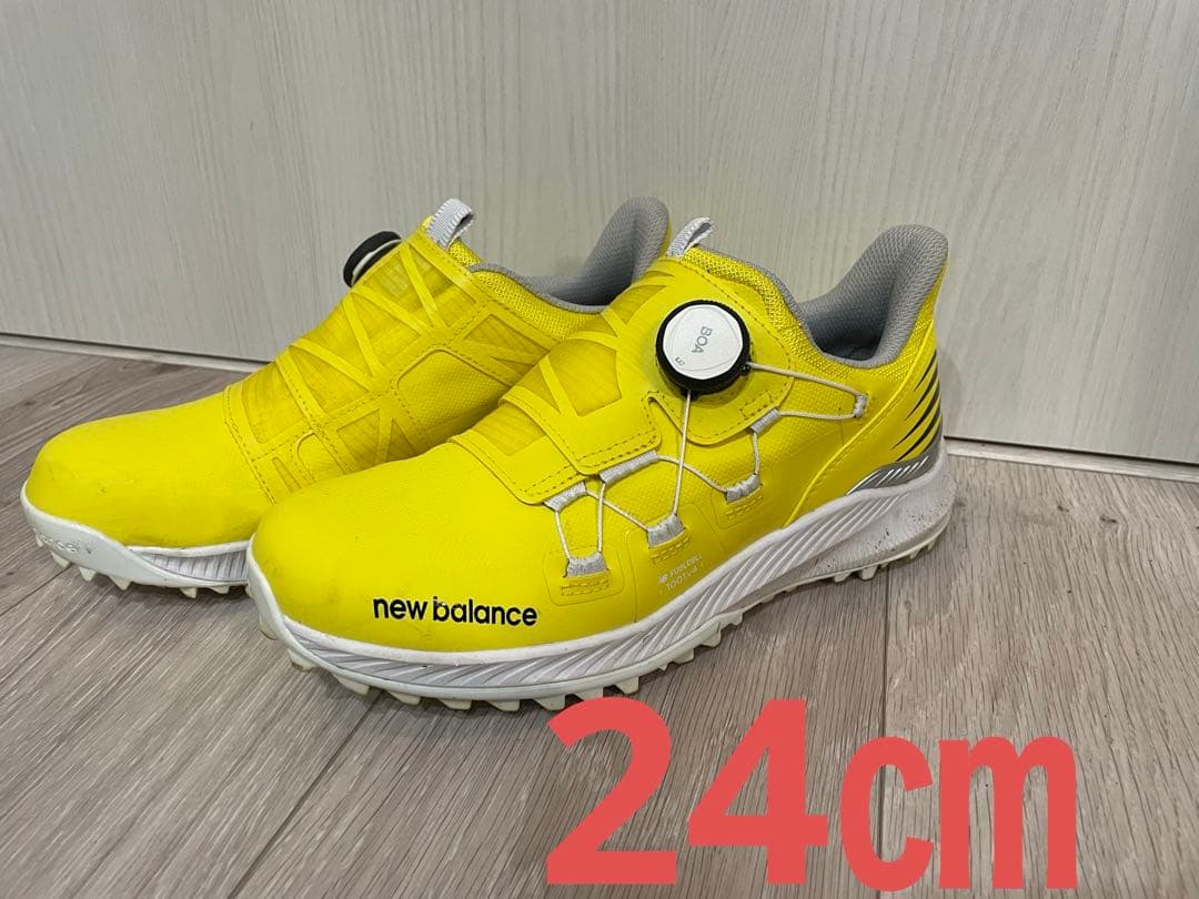 New Balanceゴルフシューズイエロー　1001v 黄色ユニセックス 女性