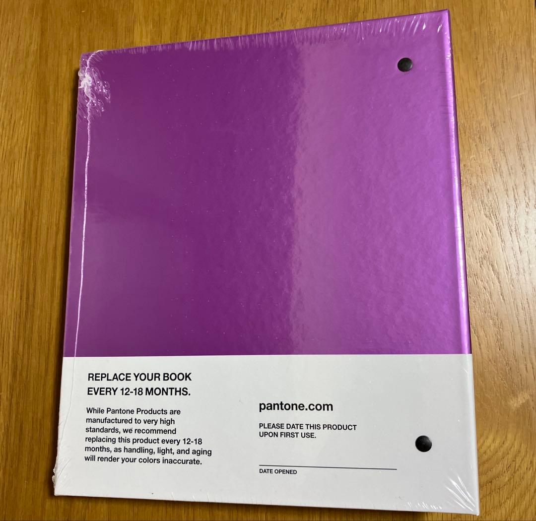 【未開封】pantone llic chips solid coated