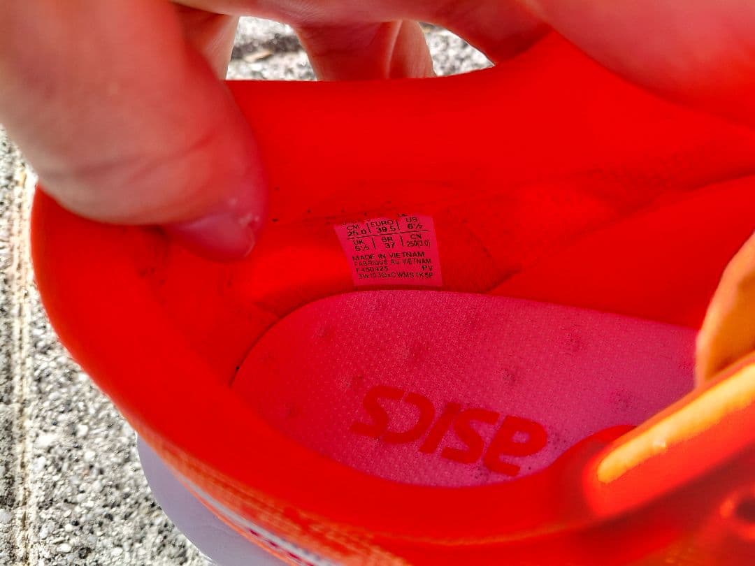 交渉可 ASICS マジックスピード4 25.0