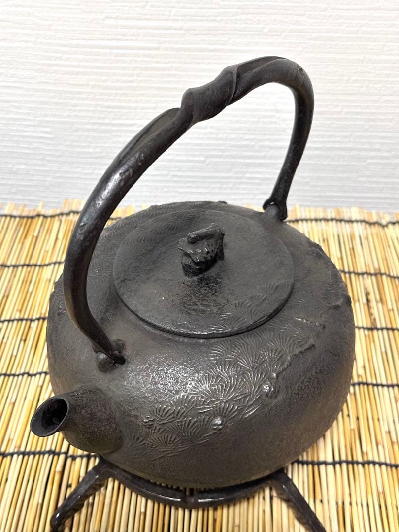 未使用品、付属品付　南部秀山堂南部伝統工芸士 佐藤 勝弘造　柚子松　南部鉄瓶