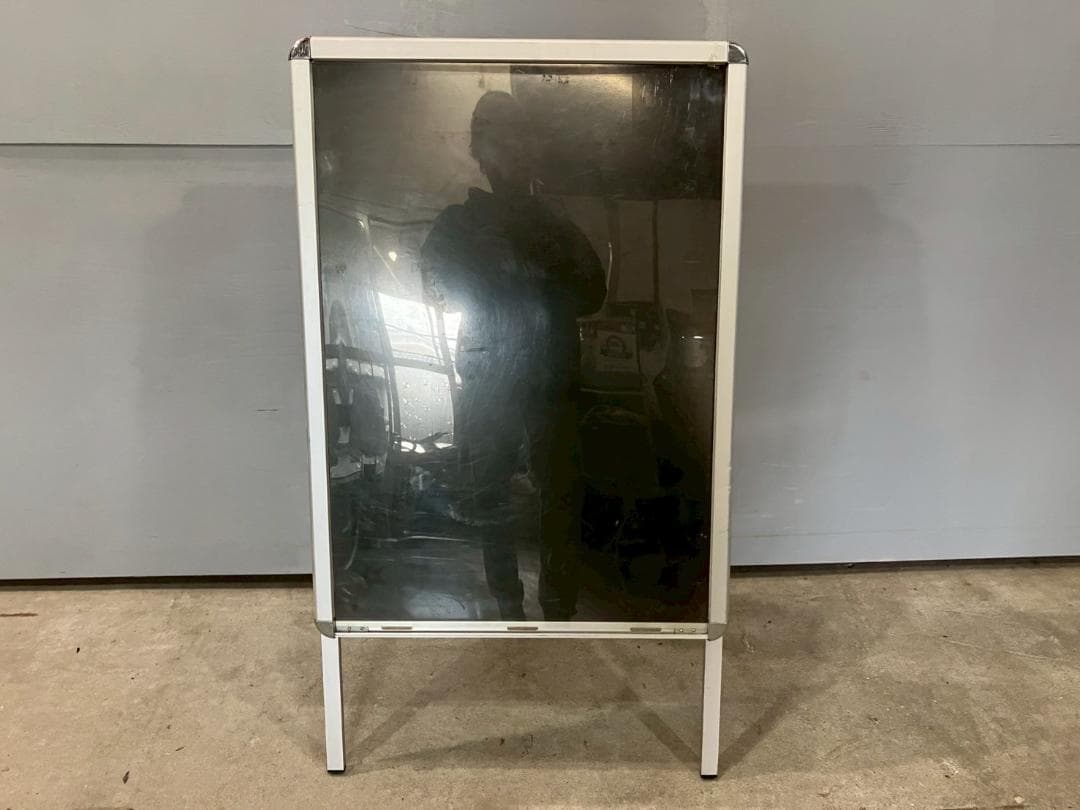 ポスターパネルスタンド ポスタースタンド 置き型看板 自立看板 RW9