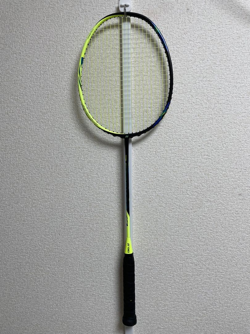 ヨネックスアストロクス77 赤色&黄色セット