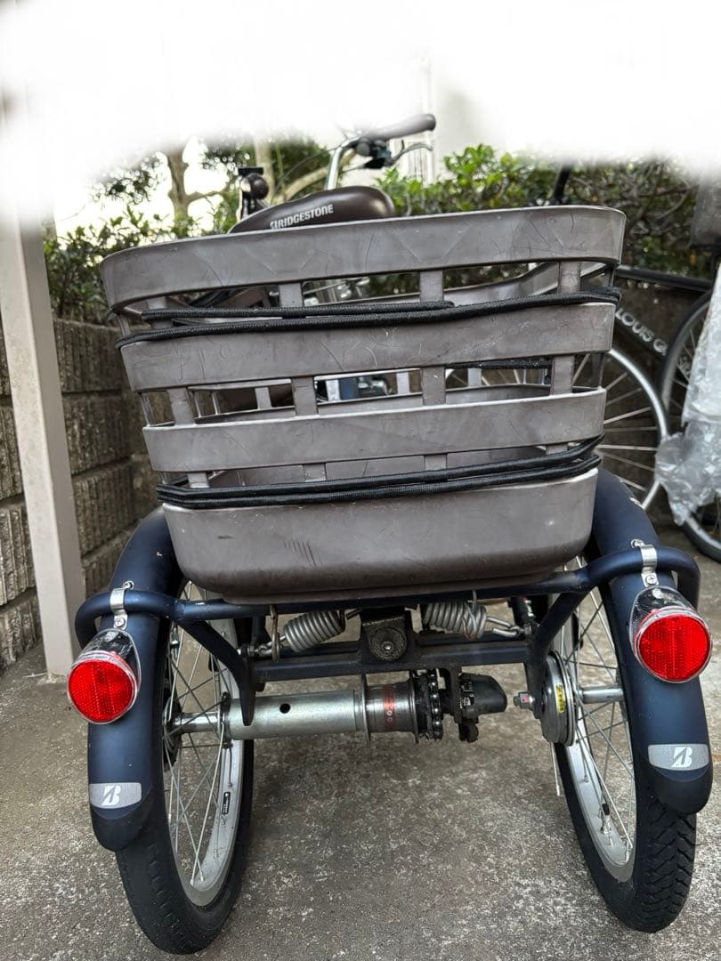ブリヂストン三輪電動アシスト付自転車