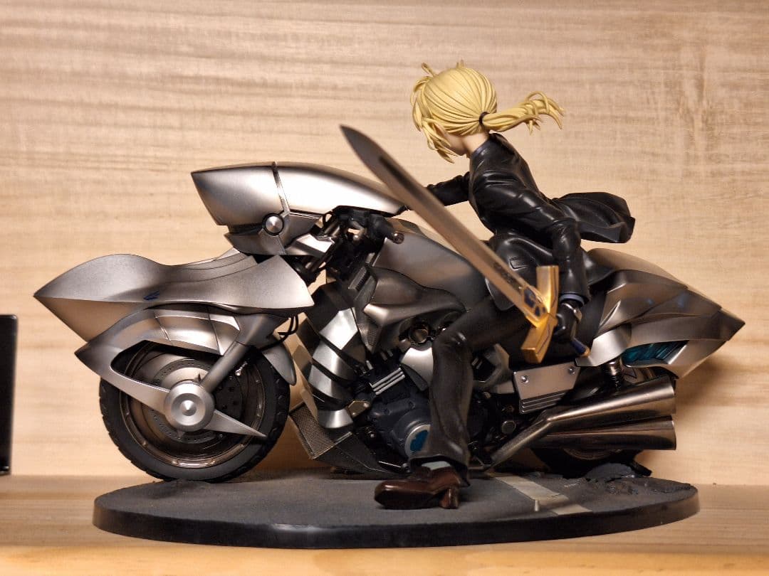 Fate/Zero セイバー＆セイバー・モータード・キ ユイラッシェ 1/8