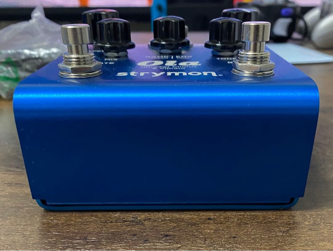 【美品】Strymon Ola dBucket Chorus & Vibrato