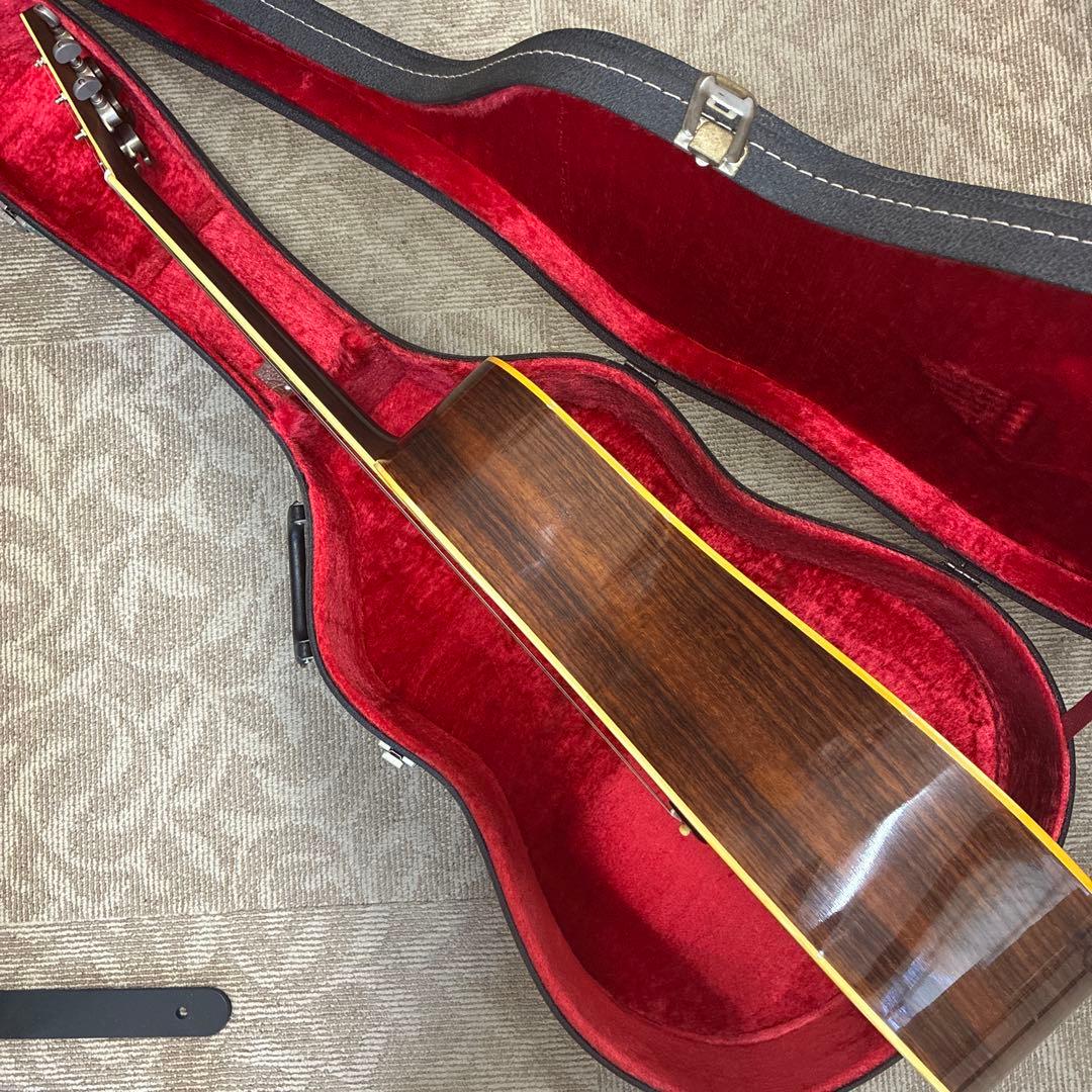 Tokai Cats Eyes CE-400アコースティックギターハードケース付